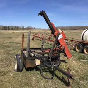TRAIL TYPE HYDRAULIC POST POUNDER