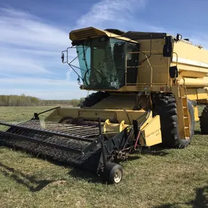 NEW HOLLAND TX36 COMBINE