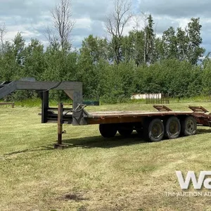 5TH WHEEL 16 FT. TRIDEM EQUIPMENT TRAILER