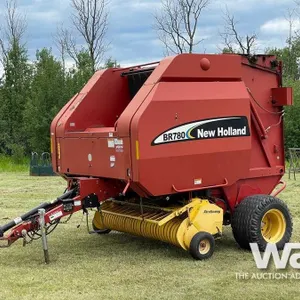 2005 NEW HOLLAND BR780 ROUND BALER