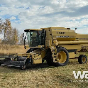 1995 NEW HOLLAND TX66 COMBINE