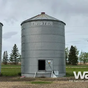 TWISTER 7 RING 19 FT. 5900 +/- BUS. GRAIN BIN