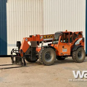 2013 JLG 10042 10,000 LB TELESCOPIC FORKLIFT
