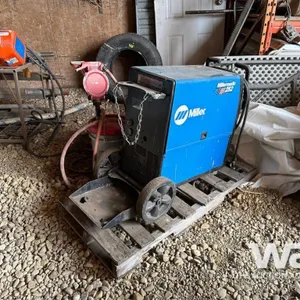 MILLERMATIC 252 WELDER