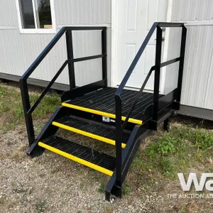 STEEL 3 STAIR STEP & LANDING