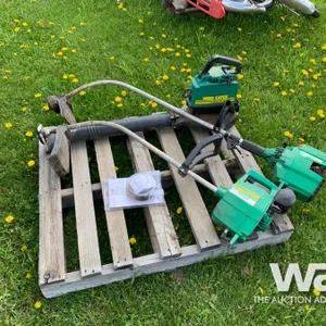 (2) WEEDEATER STRING TRIMMERS & LEAF BLOWER