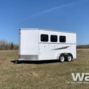 2010 MILEY ML-3H T/A HORSE TRAILER