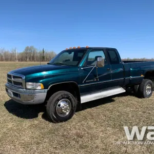 1997 DODGE RAM 3500 E-CAB PICKUP
