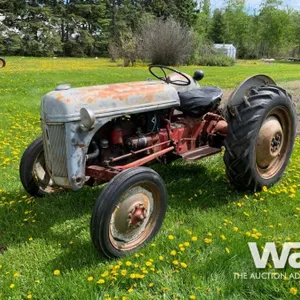 FORD 8N TRACTOR