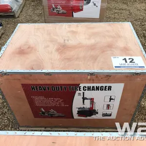 HEAVY DUTY TIRE CHANGER