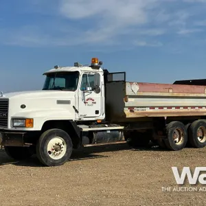 1996 MACK CL713 T/A DUMP TRUCK