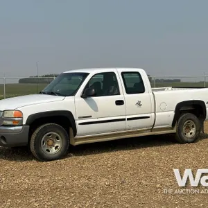 2003 GMC SIERRA 2500HD E-CAB PICKUP