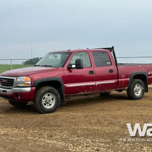 2006 GMC SIERRA 1500 SLE CREW CAB PICKUP