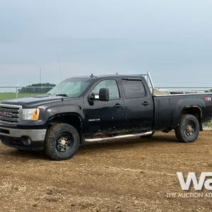 2014 GMC SIERRA 3500HD SLE CREW CAB PICKUP