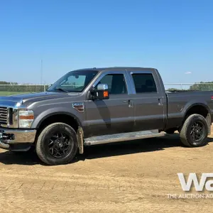 2009 FORD F350 LARIAT CREW CAB PICKUP