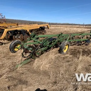 JOHN DEERE A3100A 6-16" PLOW