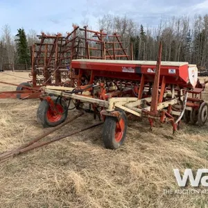 MELROE 282 10 FT. HOE DRILL