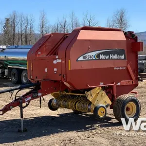 2005 NEW HOLLAND BR740 ROUND BALER