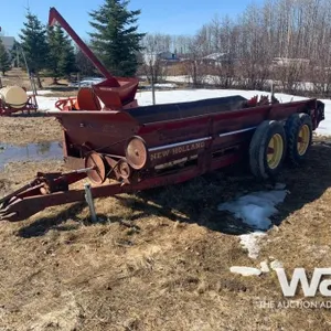 NEW HOLLAND 575 T/A MANURE SPREADER