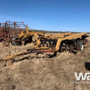 KELLOBILT 325 10 FT. OFFSET DISC
