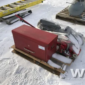 RED TOOL BOX