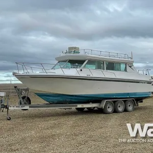 1976 FIBREFORM CABIN CRUISER LAKE BOAT