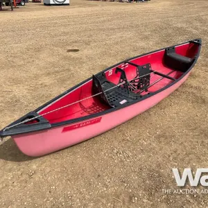 COLEMAN 16 FT. CANOE