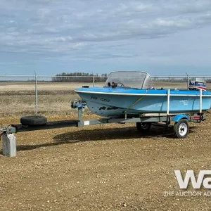 1978 FIBREGLASS LAKE BOAT