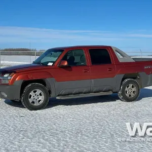 2002 CHEVROLET AVALANCHE CREW CAB PICKUP