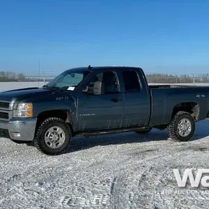 2007 CHEVROLET SILVERADO 2500 E-CAB PICKUP
