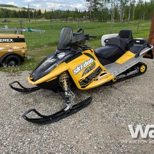 2007 SKIDOO RENEGADE 800 SNOWMOBILE