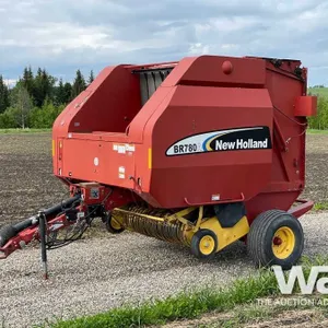 2007 NEW HOLLAND BR780A ROUND BALER