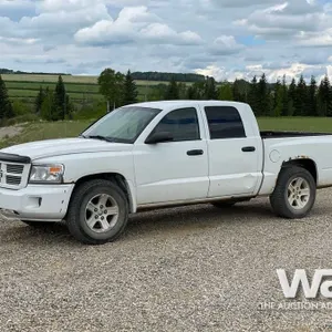 2008 DODGE DAKOTA 4 DOOR PICKUP