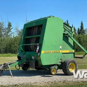 1998 JOHN DEERE 566 5X6 FT. ROUND BALER