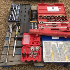 TAP & DIE SET