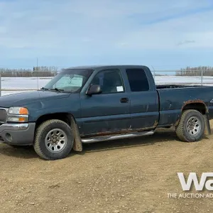 2006 GMC Sierra 1500 Extended Cab Pickup