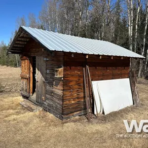 12 X 12 FT. WOOD SHED ON SKIDS