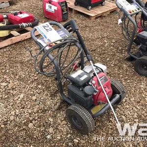 HONDA 2500 PSI PRESSURE WASHER