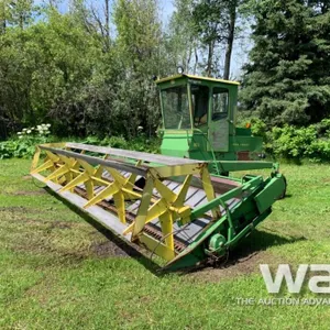 JOHN DEERE 800 SWATHER