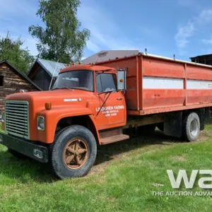 1978 IHC 1700 S/A GRAIN TRUCK