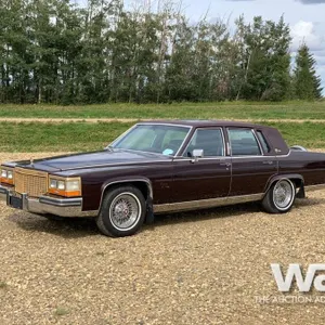 1988 CADILLAC BROUGHHAM D'ELEGANCE CLASSIC CAR
