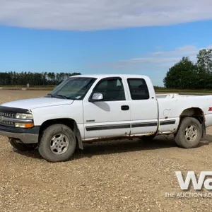 2000 CHEVROLET SILVERADO 1500 E-CAB PICKUP