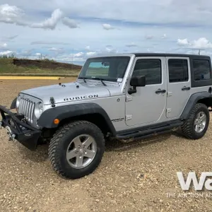 2011 JEEP RUBICON 4-DOOR SUV