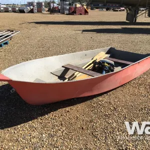 FIBREGLASS BOAT