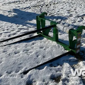 2020 FRONTIER AB12G TRIPLE TINE BALE SPEAR