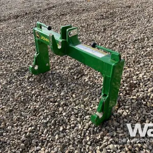 JOHN DEERE 3PT QUICK ATTACH