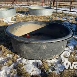 POLY ROUND WATER TROUGH