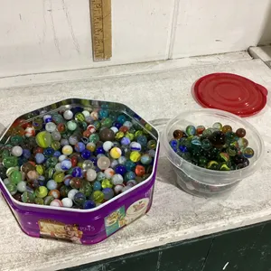 COLLECTION OF MARBLES
