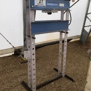 25 TON HYDRAULIC SHOP PRESS