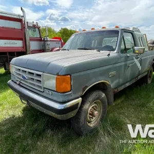1989 FORD F250 PICKUP